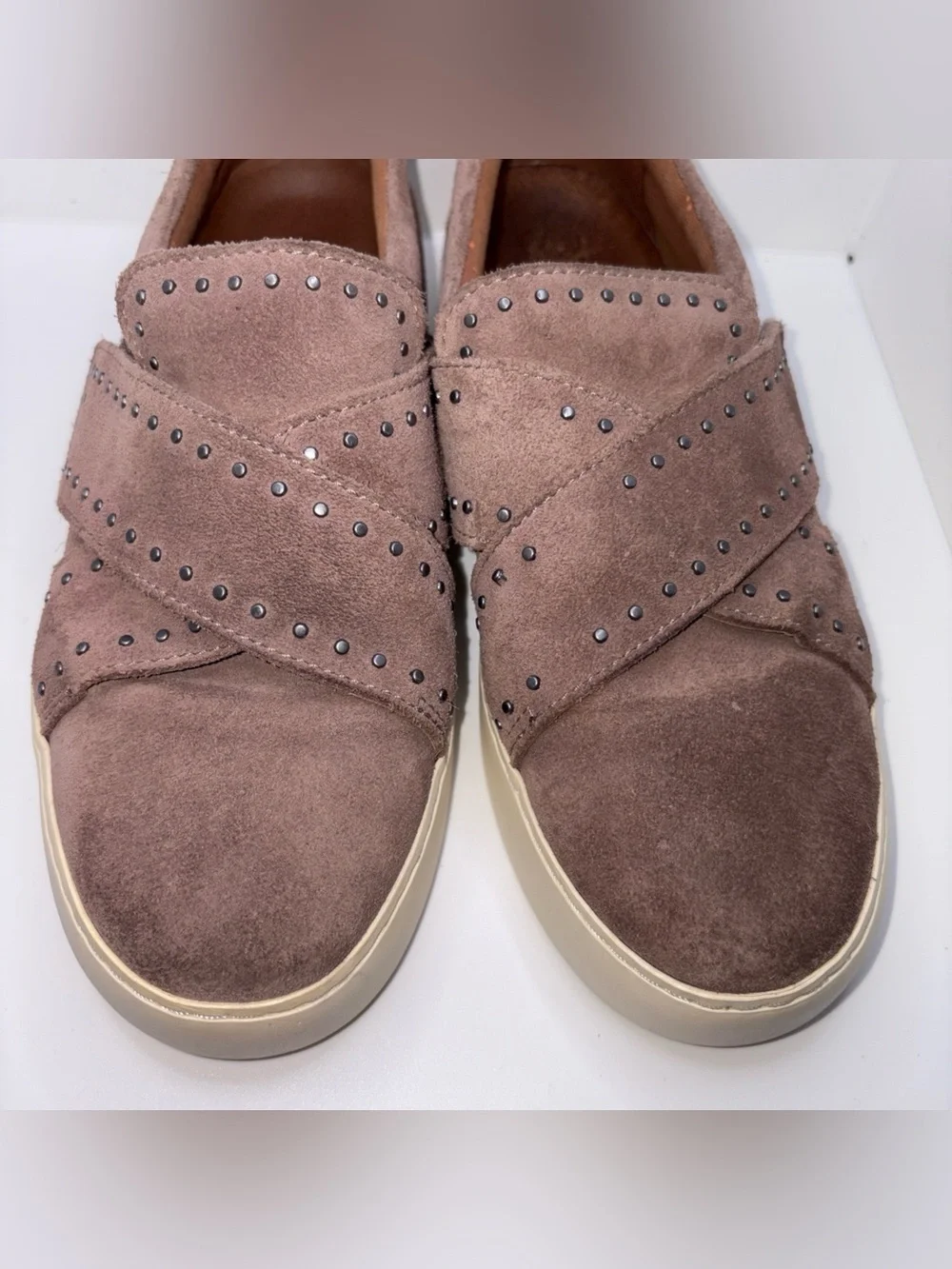 Frye Nina Stud Slip-On Dusty Rose Suede Leather Sneakers Sz 8.5 Casual Neutral